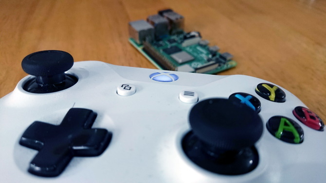 Sincronize o controle do Xbox One com um Raspberry Pi