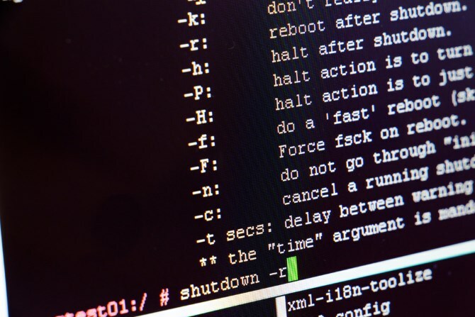 tela de comandos de desligamento do terminal linux