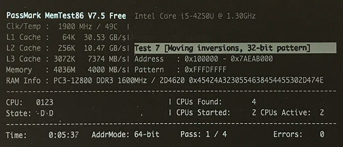 MemTest86 em execução em um MacBook Air