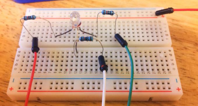 Como construir uma lâmpada de humor de cubo complementar (para iniciantes absolutos em Arduino) diy companion cube rgb lediring