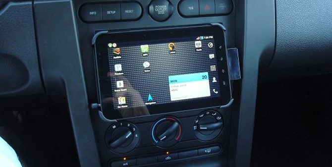 computador tablet carro