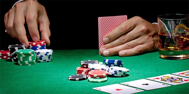 aprender poker com dinheiro real