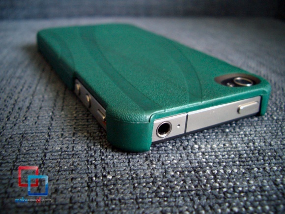 Revisão e doação de casos bioplásticos para iPhone 4 da Bioserie CIMG2627