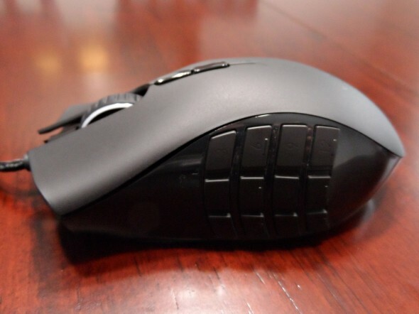 Razer-naga-logitech-g600-gaming-mouse-review-6