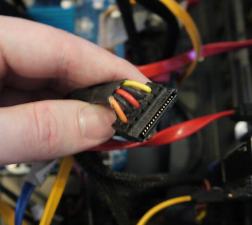 O guia completo sobre a instalação de um disco rígido de estado sólido no seu PC ssdinstall8