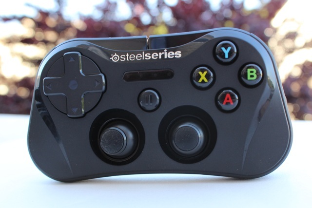 SteelSeries Stratus iOS Game Controller comentário e oferta steelseries stratus review 6