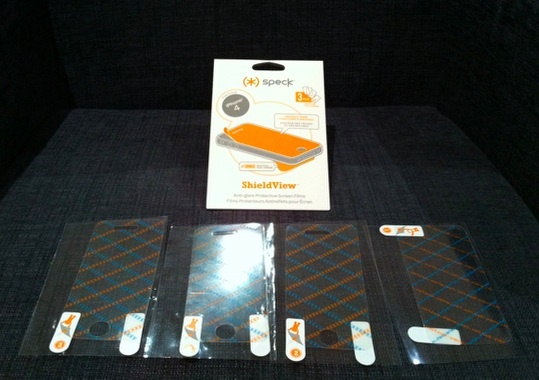 Revisão e oferta de MakeUseOf: capa para iPhone 4 cabida por Speck speckshieldview