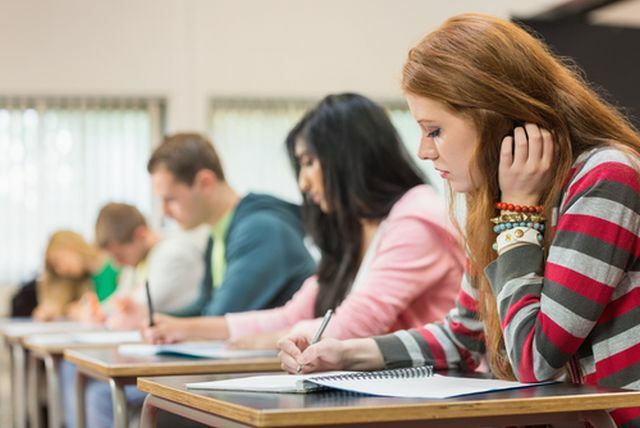 estudante Feminina